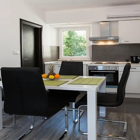 Apartament Mia