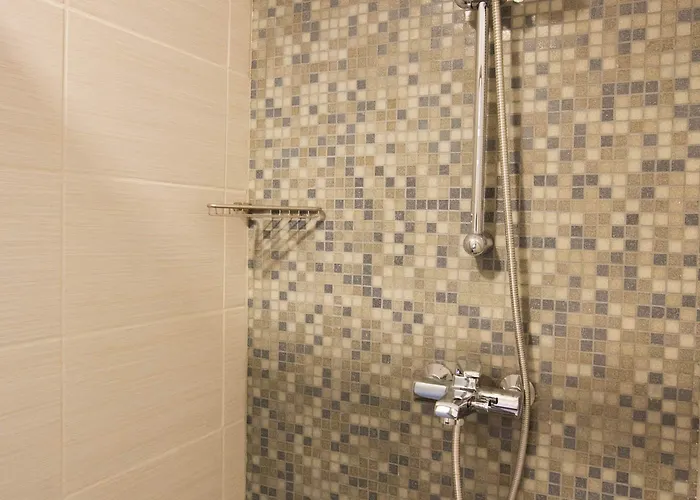 Mia دوبروفينك