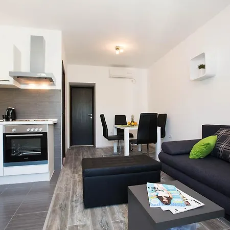 米娅别墅酒店 *